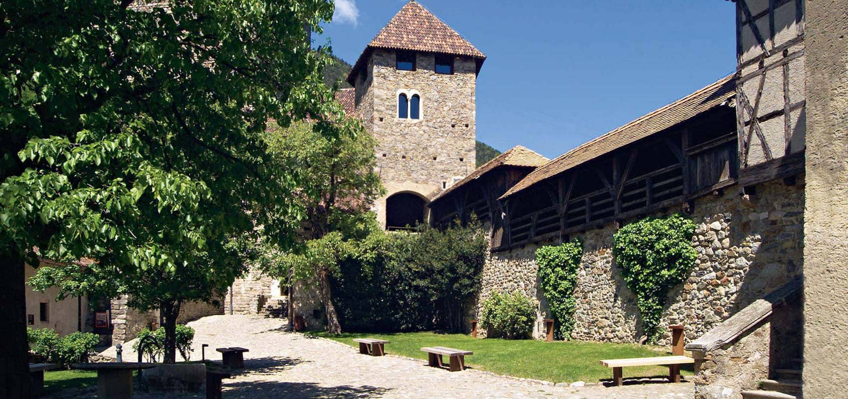 Castle Tyrol Digital - Castle Tyrol - South Tyrolean Museum of Culture